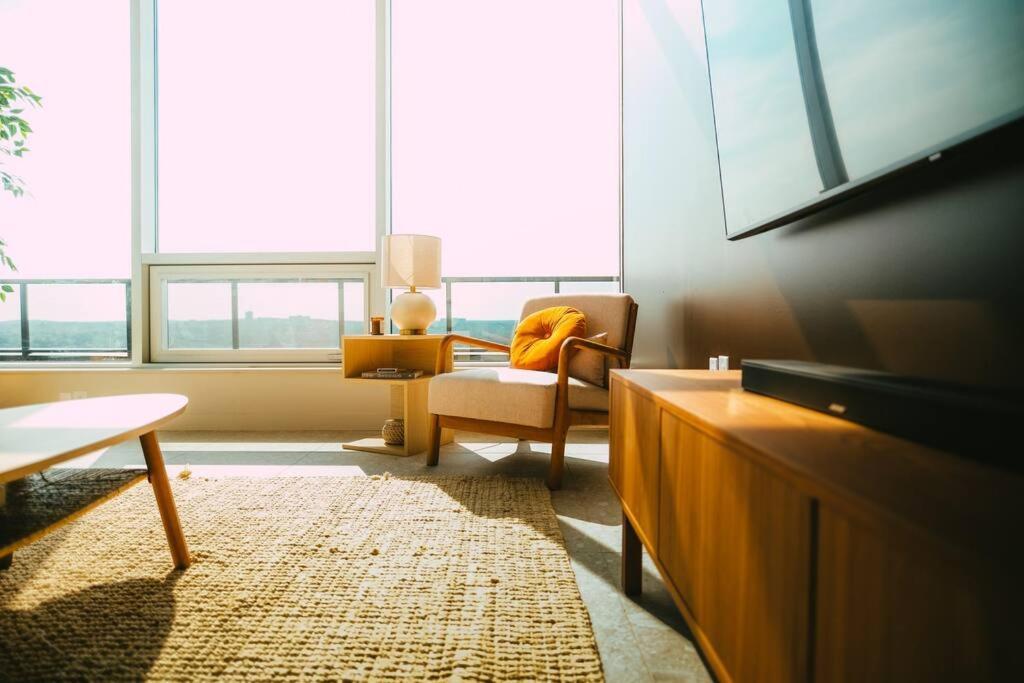 New - Luxury 2Br Penthouse Apt In Central Halifax Kültér fotó