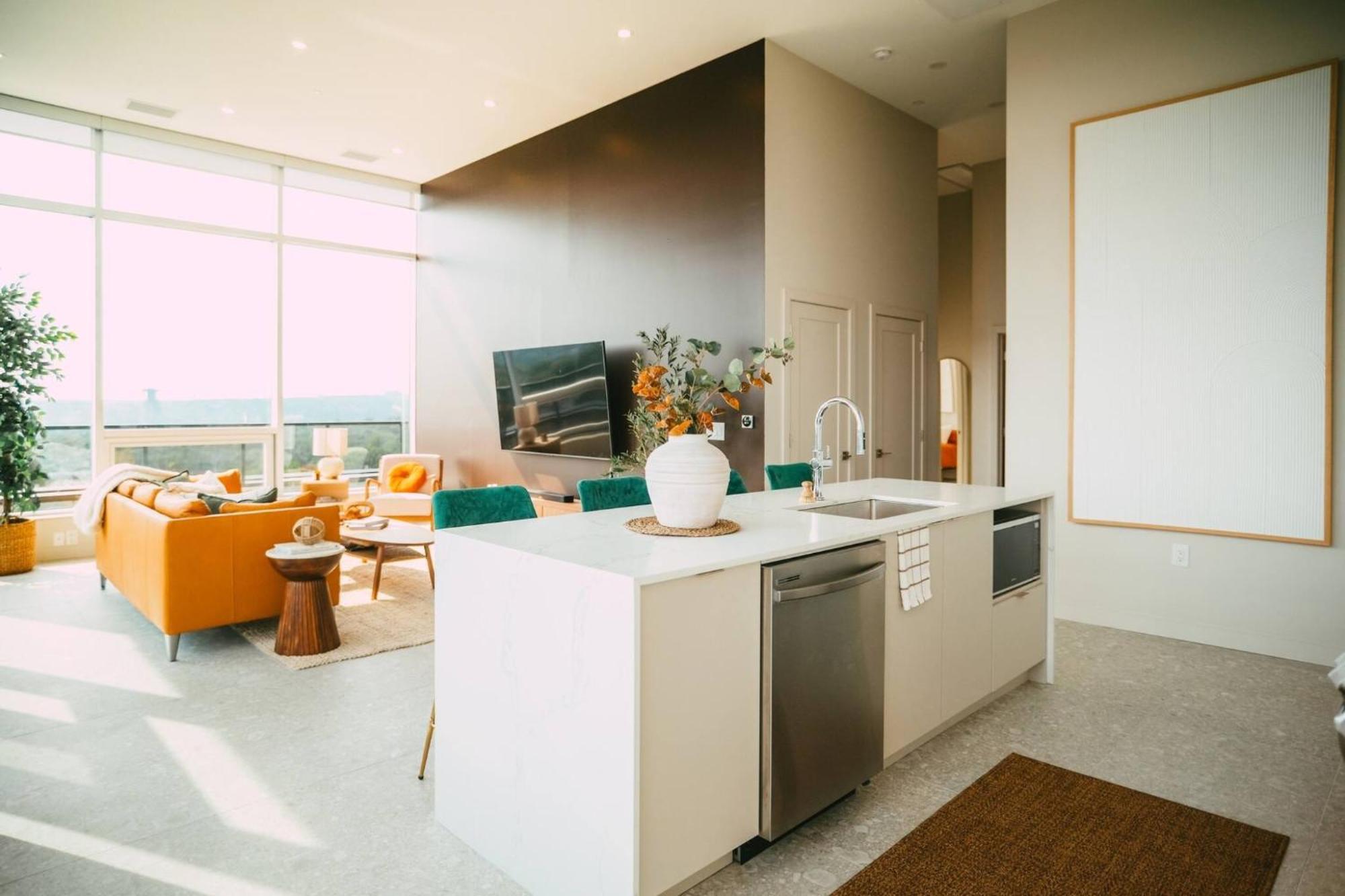 New - Luxury 2Br Penthouse Apt In Central Halifax Kültér fotó