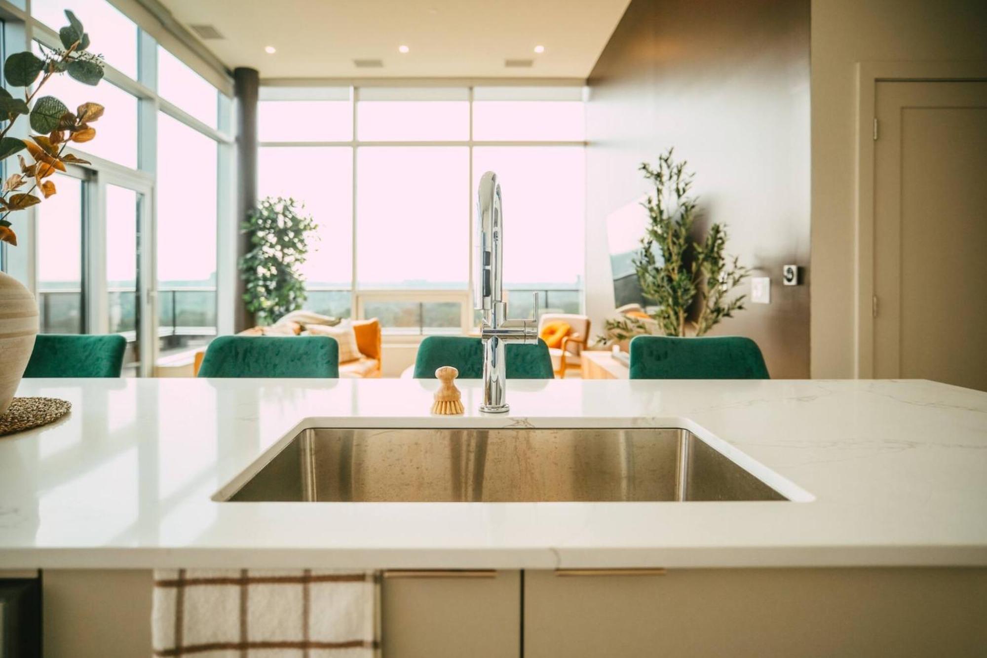 New - Luxury 2Br Penthouse Apt In Central Halifax Kültér fotó